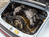 Drive Straat - 1974 Porsche 911 SC Polar Silver 9114103164 - Finished - Outdoors